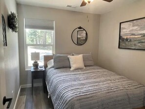 2 Schlafzimmer, Bügeleisen/Bügelbrett, Reisekinderbett, kostenloses WLAN