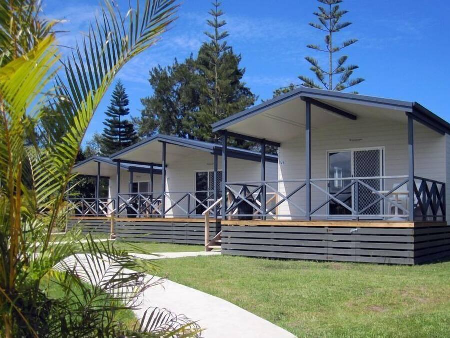 Family Cabin | Iron/ironing board, bed sheets