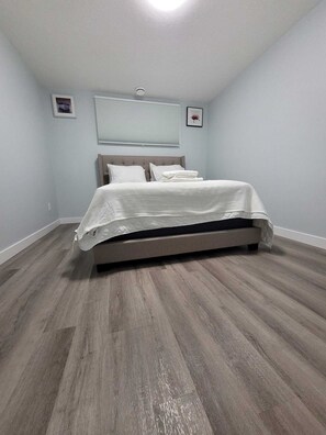 2 chambres, bureau, fer et planche à repasser, Wi-Fi gratuit