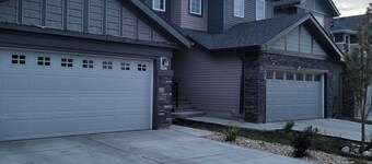 COZY 2 Bedroom Guest suite with Private Entrance