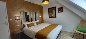 3 chambres, fer et planche Ă repasser, Wi-Fi gratuit, draps fournis