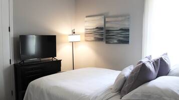 2 bedrooms, desk, iron/ironing board, free WiFi