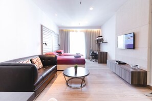 1 bedroom, desk, iron/ironing board, free WiFi