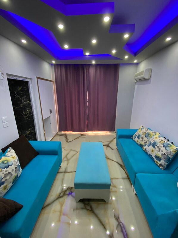 Apartamento familiar | 1 dormitorio, escritorio, wifi gratis y ropa de cama