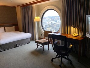 Deluxe Quadruple Room | Down duvets, desk, soundproofing, free WiFi - Guide Hotel Hsinchu Zhongyang (Hsinchu)