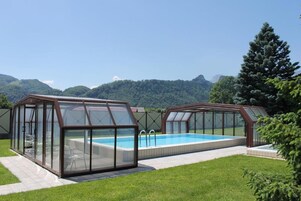 Una piscina techada