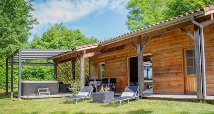 Spa JACUZZI privatif- Piscine en été - Clim - Chalet Cèdre - Gers - Occitanie