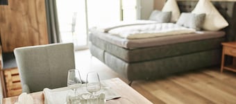 White wine apartment with panoramic view