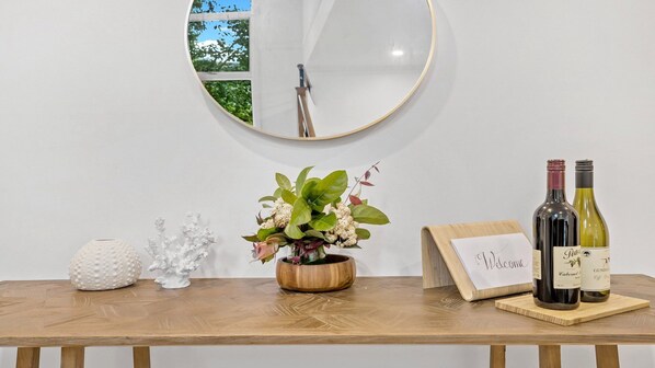 Interior - SERENDIPITY - THE VINTAGE HOLIDAY HOUSES (POKOLBIN)