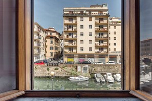 Interior - GuestHost - Little Venice Charming Flat with Canal View (Livorno)