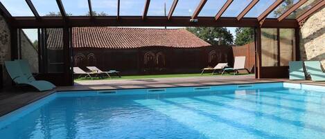 Piscine couverte, piscine chauffée