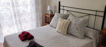 ¡apartamento en Primera Línea con Terraza y Cerca de la Piscina Comunitaria!