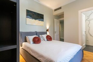 2 bedrooms, desk, free WiFi - La Marie Apartment/Modern/Great location/Terrace/ (Split)