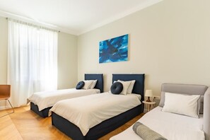 2 bedrooms, desk, free WiFi - La Marie Apartment/Modern/Great location/Terrace/ (Split)