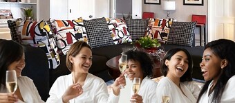 Discover "RusticParaiso": Spacious Elegance and Serene Urban Countryside Retreat