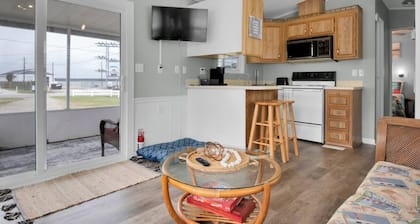 Model Home near Camp Lejeune with Water View