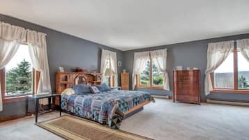 5 chambres, lit parapluie, Wi-Fi gratuit, draps fournis