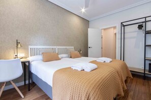 2 Schlafzimmer, Bügeleisen/Bügelbrett, kostenloses WLAN, Bettwäsche