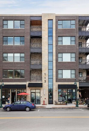 Exterior - Park 201 Downtown in the Heart of Traverse City (Traverse City)