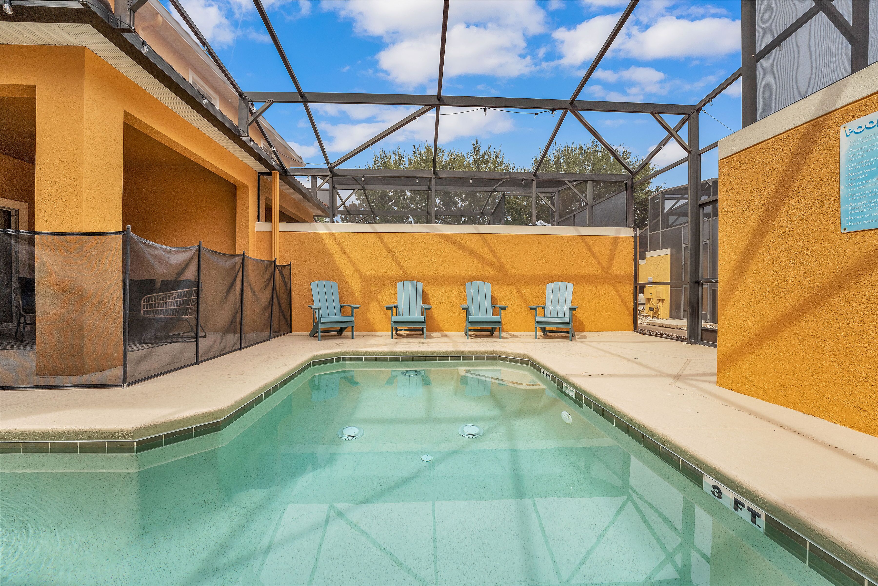 Private Pool • Resort Amenities • Min Disney & WWS
