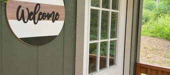 Pet friendly Camping cabin close to Buffalo River