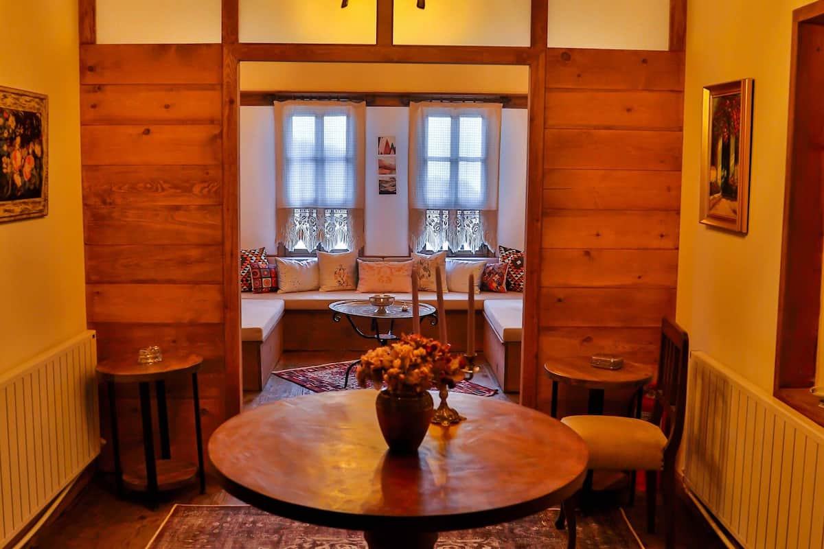 Family Room, 2 Bedrooms, Non Smoking, Garden View | 1 bedroom, premium bedding, individually decorated