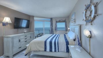 Condo, 2 Bedrooms, Oceanfront (706) | Individually decorated, individually furnished, free WiFi, bed sheets