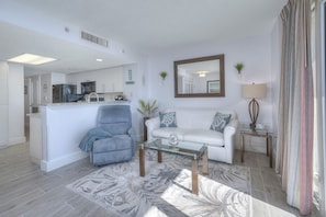 Condo, 1 Bedroom, Oceanfront (605)