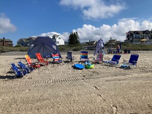 Sun-loungers, beach towels