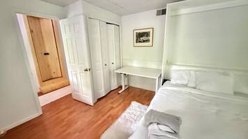 4 chambres, bureau, fer et planche Ă repasser, Wi-Fi