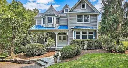 Country home with rock climbing gym, pond & creek.