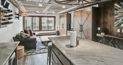 Stylish studio in the heart of downtown Winter Park and minutes from ski resort