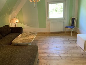 تلفزيون ذكي، كُتُب، ستيريو