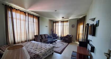 Rove Lodging-3 Bed Room Apartment| Mountain View