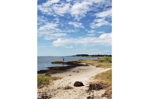 Quaint Island Getaway