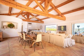 Dining - Superb VILLA 100 m from the beach with swimming pool (Sainte-Maxime)