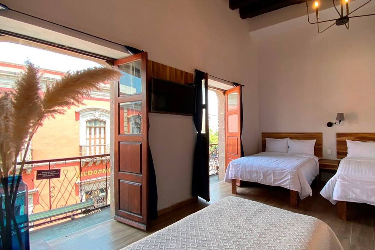 Desk, laptop workspace, free WiFi, bed sheets