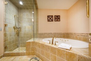 Douche, serviettes fournies