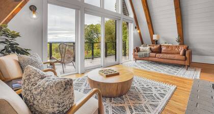 Luxury Chalet with Mountain Views & Hot Tub