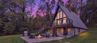 Luxury Chalet with Mountain Views & Hot Tub