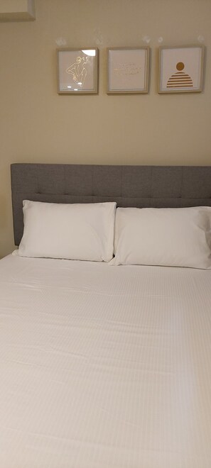 2 chambres, bureau, fer et planche à repasser, Wi-Fi gratuit