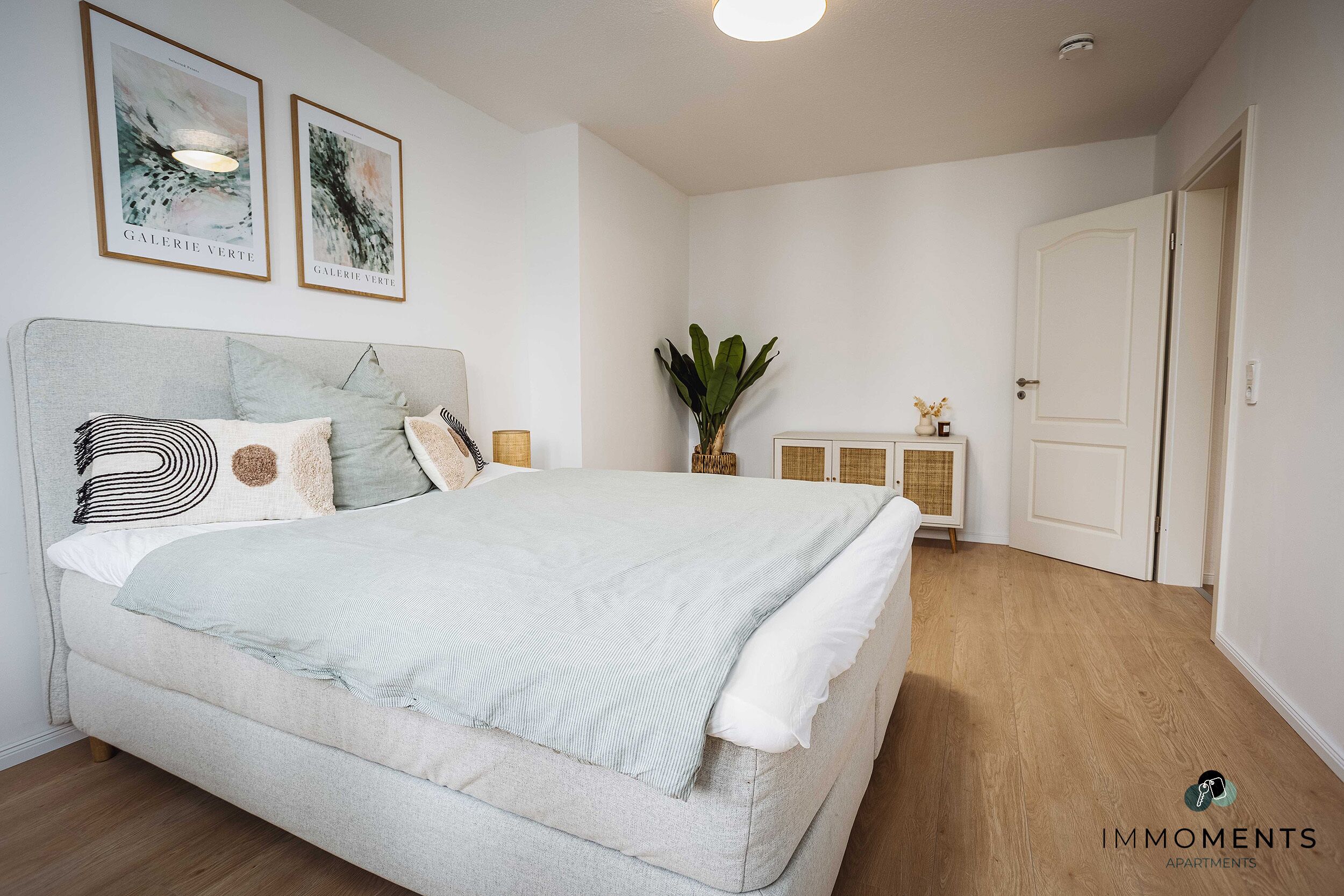 1 habitación, escritorio, tabla de planchar con plancha y wifi gratis 