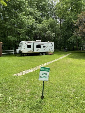 Overnatningsstedets område