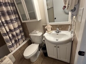 Hair dryer, towels, soap, toilet paper - A+ Condo Downtown W/Fireplace, Indoor & Outdoor Pools (Gatlinburg)