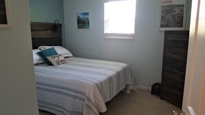 3 habitaciones, tabla de planchar con plancha y wifi gratis 