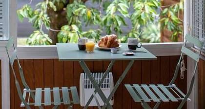 the coquettish: at MAGUY