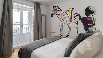 Tabla de planchar con plancha, cuna de viaje y wifi gratis