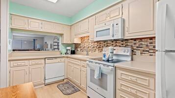 Condo, 2 Bedrooms, Partial Ocean View (I #207) | Private kitchen | Fridge, microwave, oven, stovetop