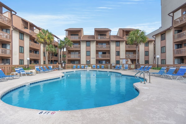 Seasonal outdoor pool