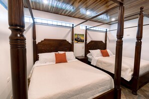 4 Schlafzimmer, Schreibtisch, WLAN, Bettwäsche